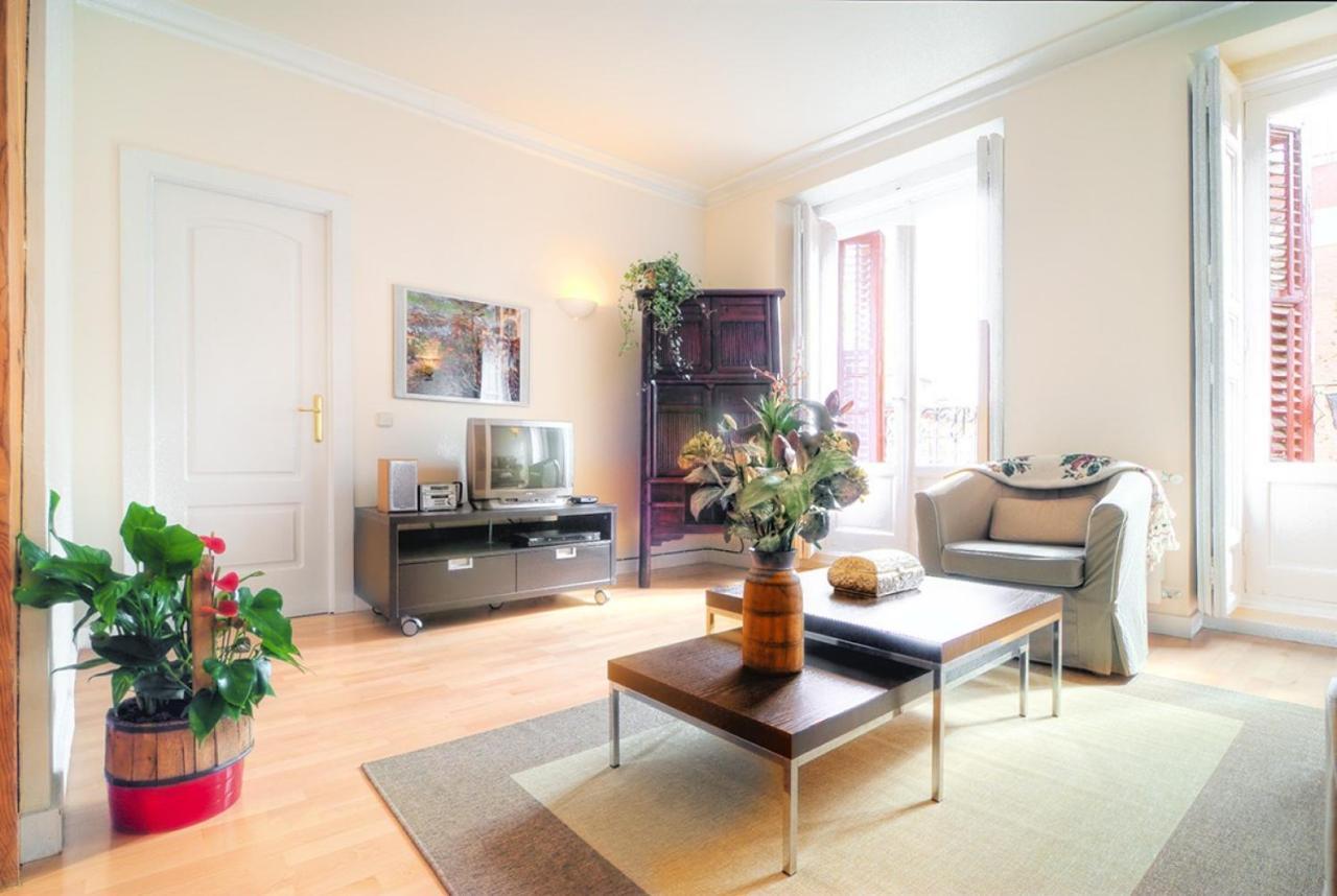 Appartamento Mit House Princesa En Madrid Esterno foto
